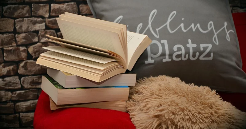 Small spaces and rentals: how to build the nook without touching the walls